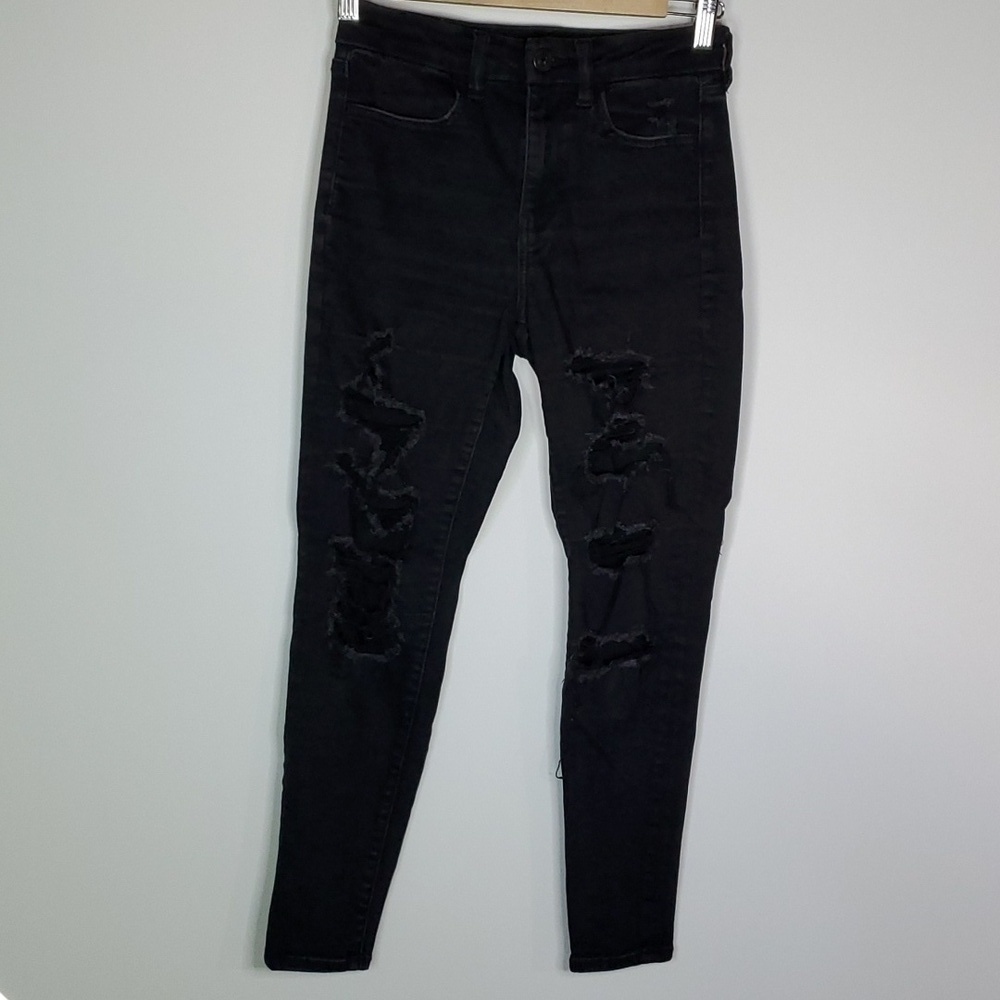 AMERICAN Eagle black next level stretch size 2 curvy high rise jeggings